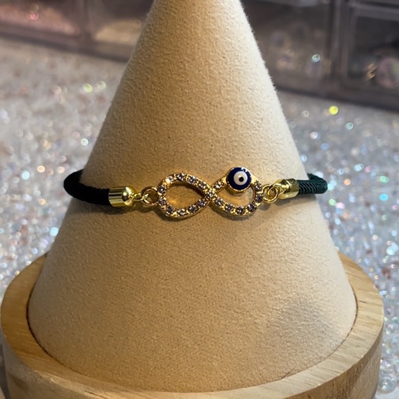 Rhinestone Evil Eye slider bracelet - Picture 4 of 4